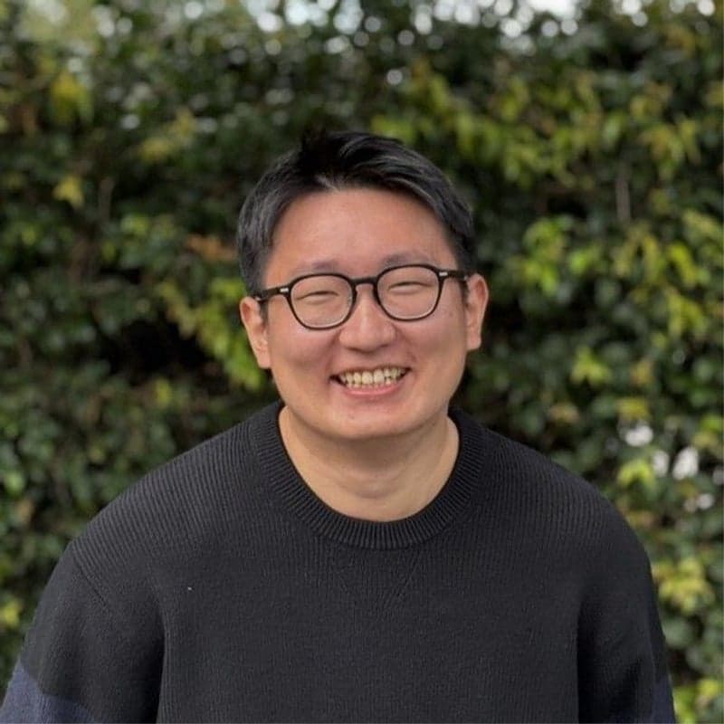 Headshot of Sung Cho